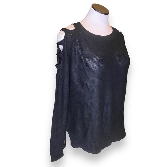 🎈 Zenana Outfitters Lightweight Cold Shoulder Sweater with Slit Detail - Picture 1 of 6